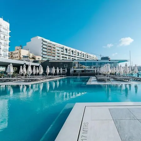 2bed - Walk To Beaches & Valletta *