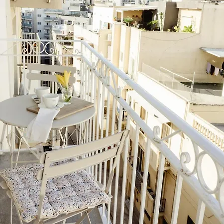 2bed - Walk To Beaches & Valletta Sliema